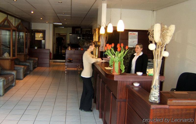 Hotel Rahlstedter Hof Хамбург Екстериор снимка