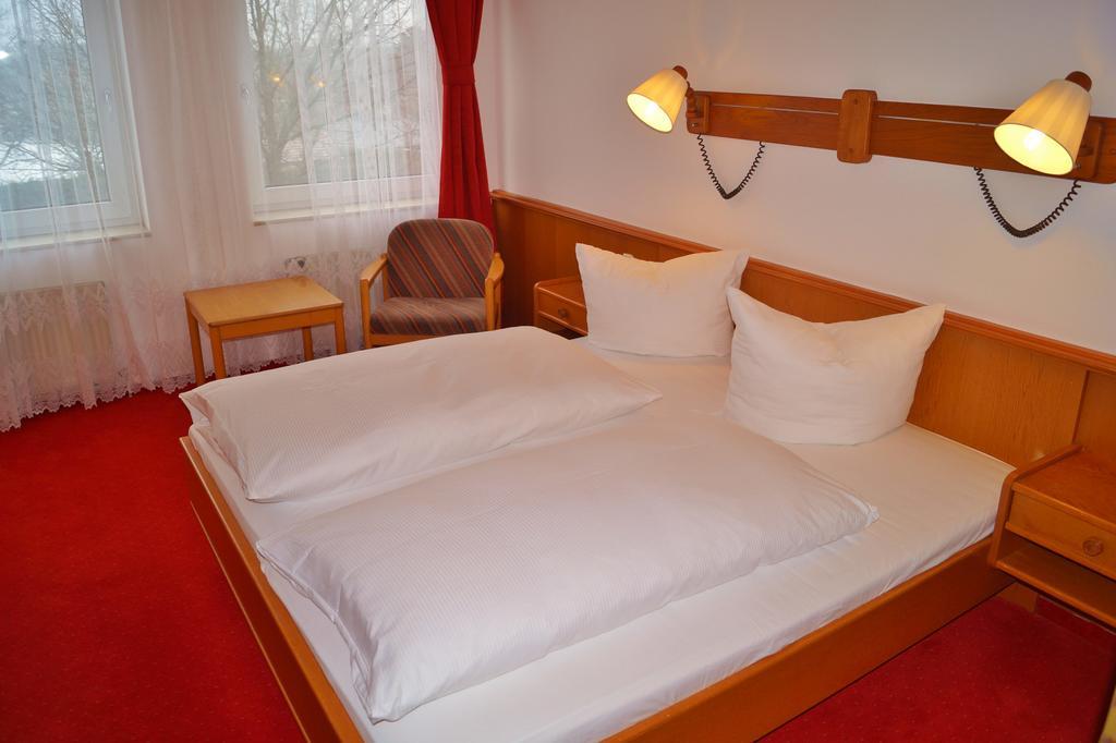 Hotel Rahlstedter Hof Хамбург Екстериор снимка